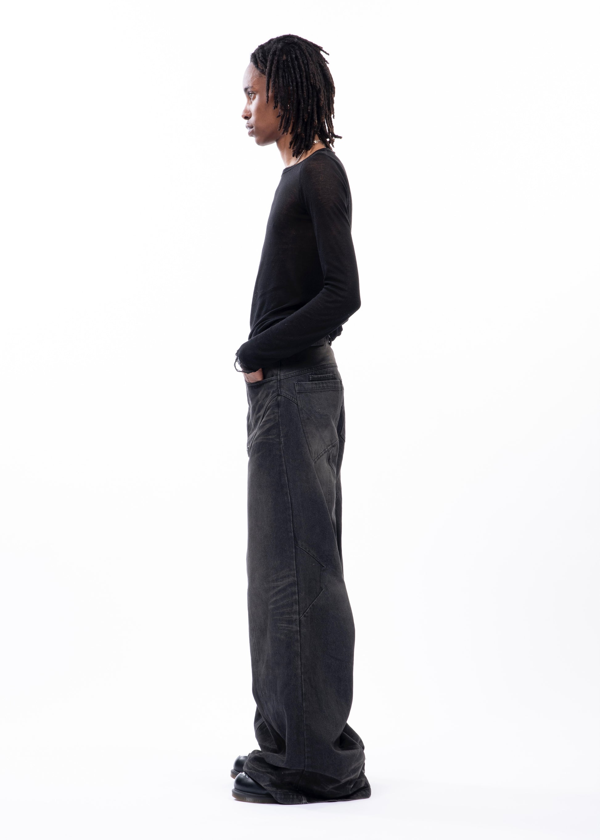 Wide-Leg Vintage Black Denim Jeans