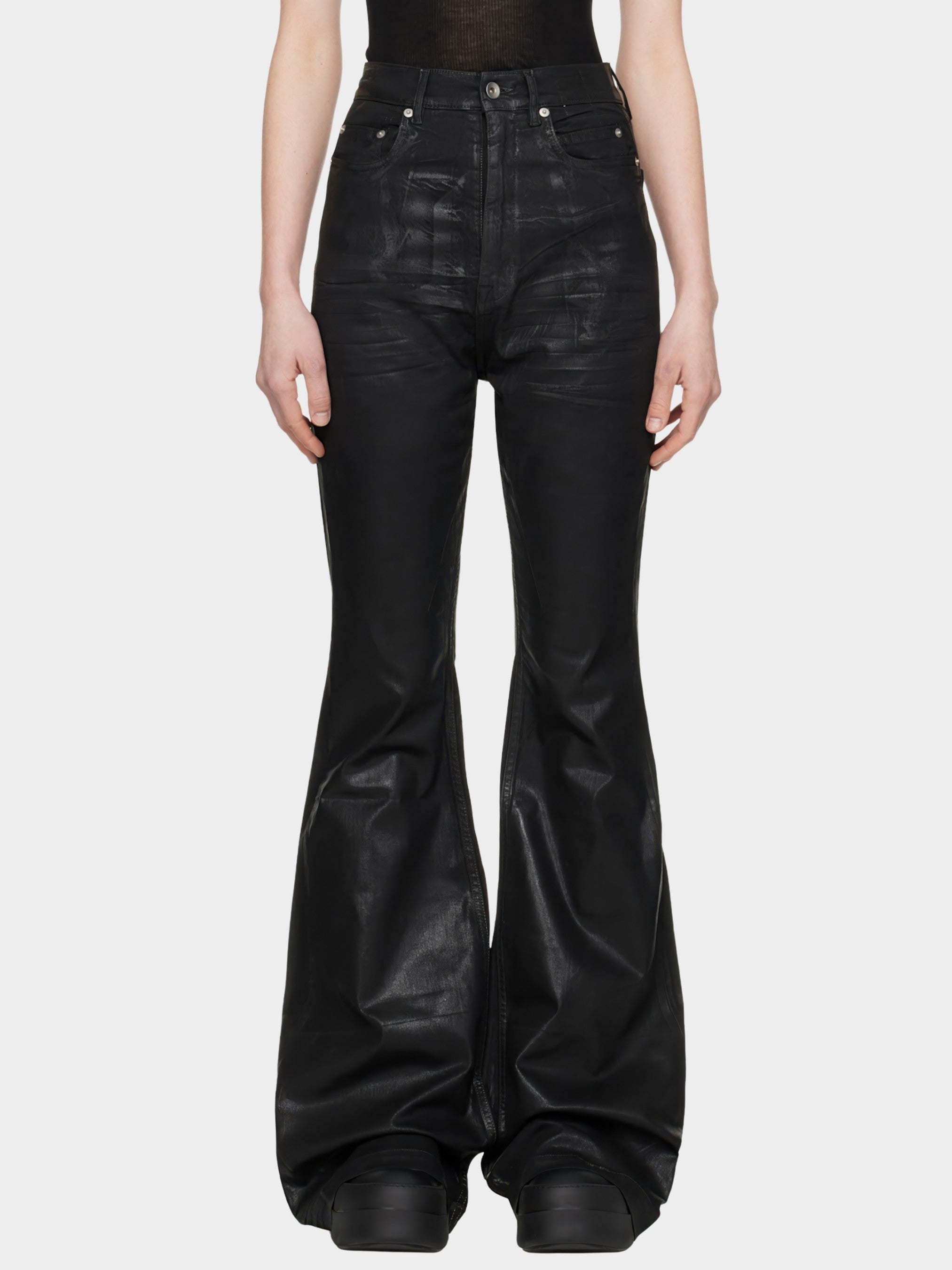 Riven Bootcut-Jeans im Waxed-Look